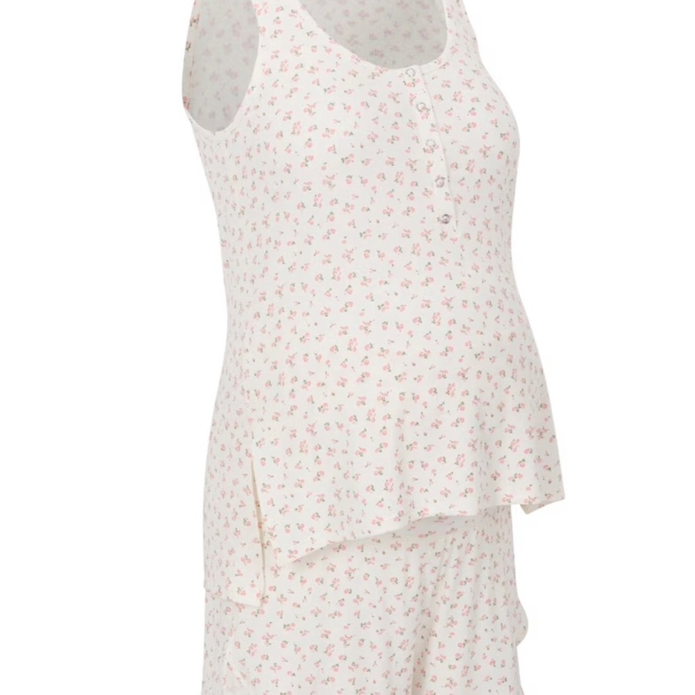 Ingrid & Isabel | Ivory Floral Nursing PJ Tank & Shorts Set NWT